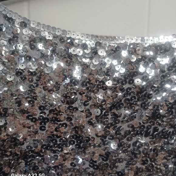 Silver Sequin Top - Picture 5 of 6